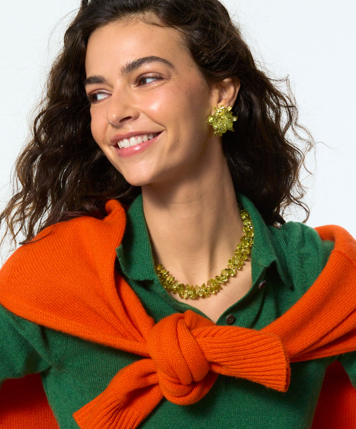 The Cubic Cluster Necklace